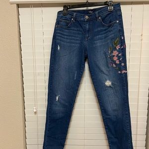 Indigo embroidered jeans. Mint condition size 8. Super cute!!
